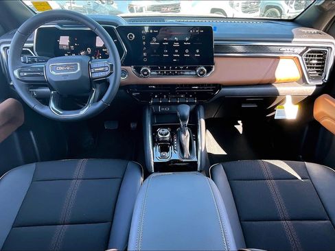 New 2026 GMC Canyon AT4 image 5