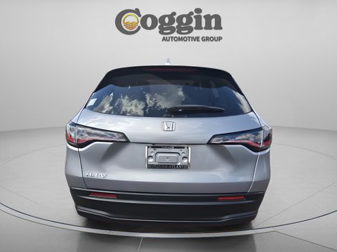 New 2026 Honda HR-V LX image 4