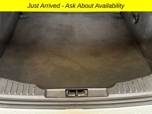 Used 2014 Ford Focus SE image 32