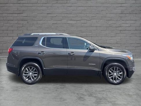 Used 2019 GMC Acadia SLT AWD/4WD image 8