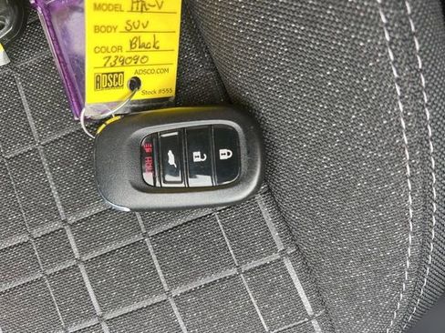 Used 2024 Honda HR-V LX image 35