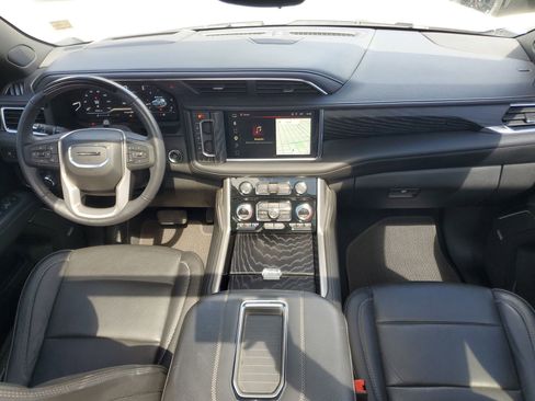 Used 2024 GMC Yukon XL Denali w/ Advanced Technology Package RWD image 15