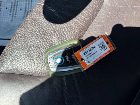 Used 2015 BMW i3 w/ Range Extender RWD image 29