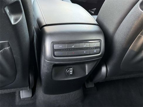 Used 2022 Hyundai Palisade SE image 24