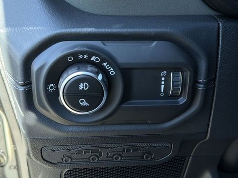 New 2026 Jeep Gladiator Mojave image 28