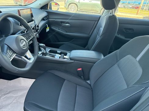 New 2025 Nissan Sentra SV image 11