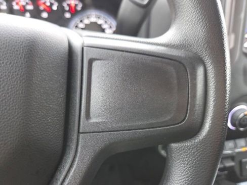 Used 2023 Chevrolet Silverado 1500 Custom image 45