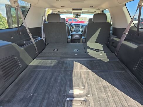 Used 2017 Chevrolet Suburban Premier image 14