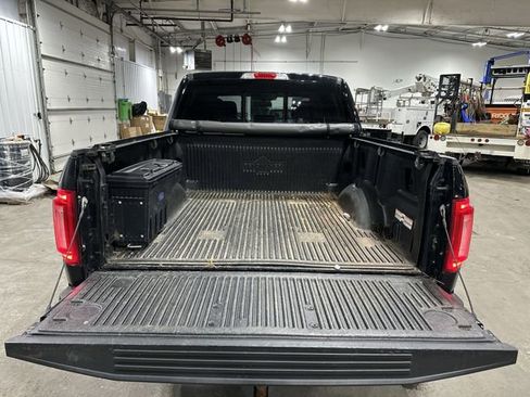 Used 2018 Ford F150 King Ranch image 25
