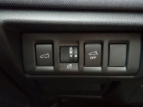 New 2025 Subaru Outback Premium image 34