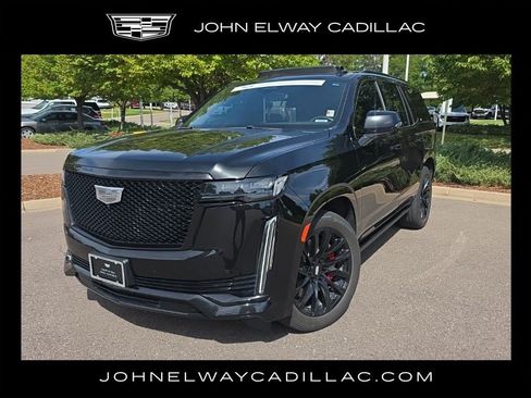 Certified 2023 Cadillac Escalade Sport Platinum w/ LPO, ONYX Package AWD/4WD image 1