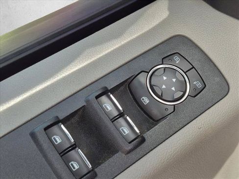 Used 2019 Ford F150 XLT w/ Equipment Group 301A Mid AWD/4WD image 10
