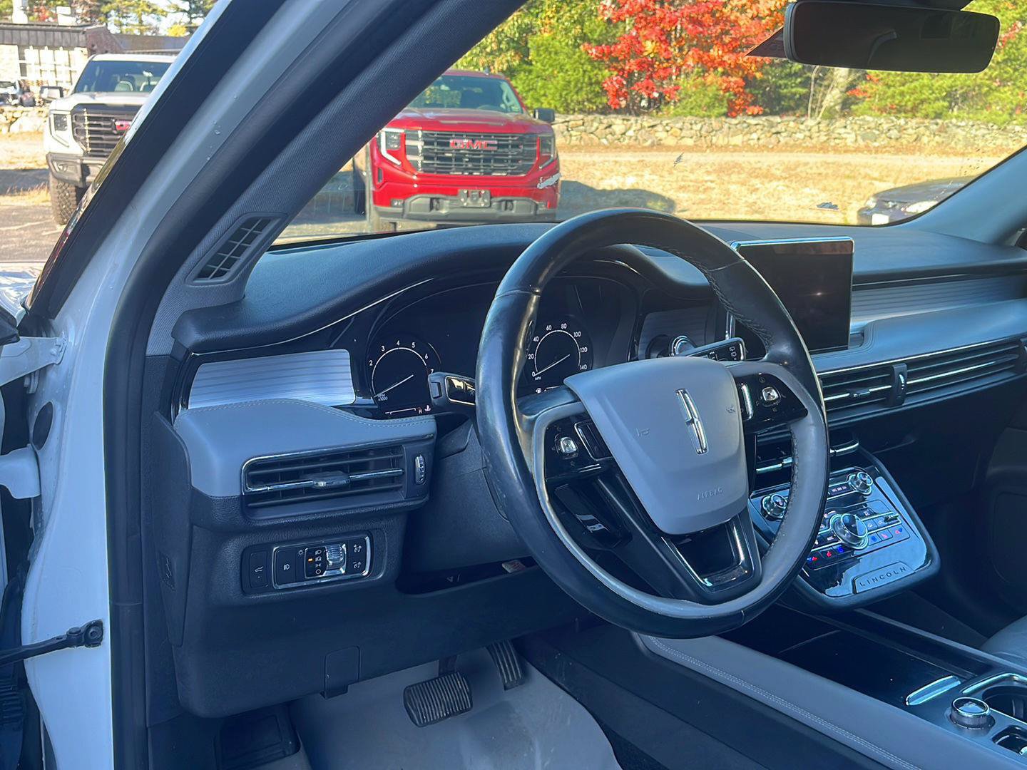 Used 2020 Lincoln Corsair Reserve w/ Appearance Package AWD/4WD image 40