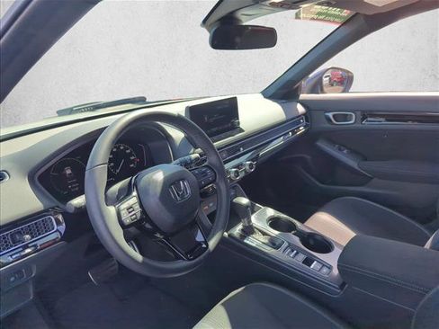 Used 2025 Honda Civic Sport image 10
