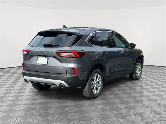 Used 2023 Ford Escape Active w/ Tech Pack #1 AWD/4WD image 7