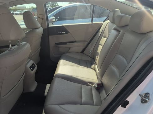Used 2015 Honda Accord EX-L image 8