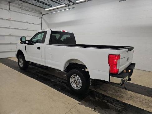 Used 2019 Ford F250 XL w/ XL Value Package image 3