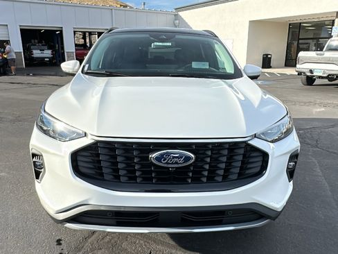 New 2026 Ford Escape Platinum w/ Premium Technology Package AWD/4WD image 8