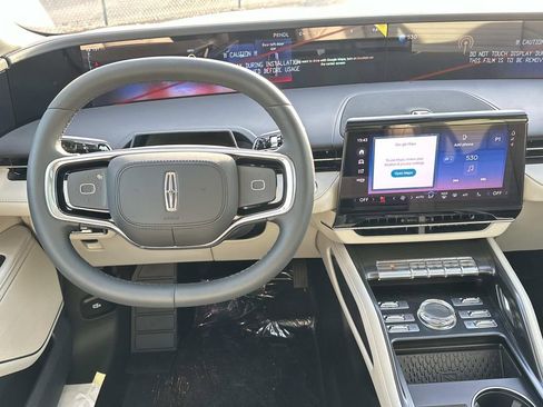 New 2026 Lincoln Nautilus Reserve image 23