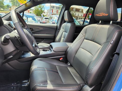 Certified 2025 Honda Ridgeline TrailSport image 10