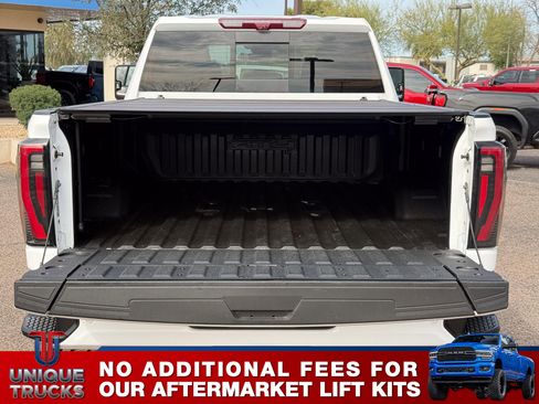 Used 2024 GMC Sierra 3500 AT4 w/ AT4 Premium Plus Package image 7
