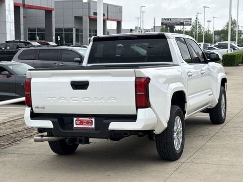 New 2026 Toyota Tacoma SR5 image 4