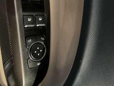 New 2026 Ford Maverick Lariat image 9