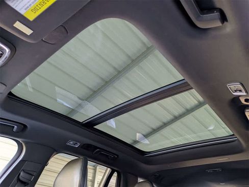 Used 2016 Volvo XC90 T6 Momentum w/ Momentum Plus Package image 27