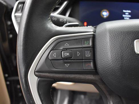 Used 2022 Jeep Grand Cherokee L Limited RWD image 6