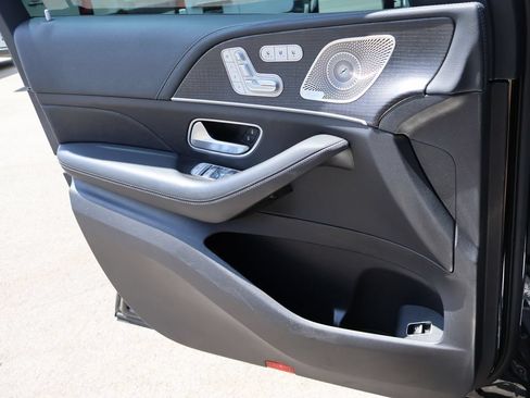 Certified 2022 Mercedes-Benz GLS 450 4MATIC image 37