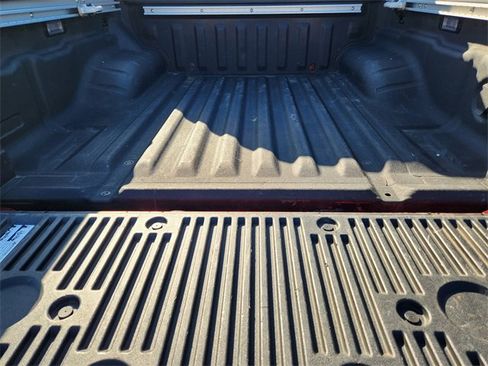 Used 2023 Nissan Frontier SV w/ SV Convenience Package image 31