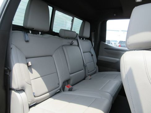 Certified 2024 GMC Sierra 1500 SLT w/ SLT Premium Plus Package AWD/4WD image 26