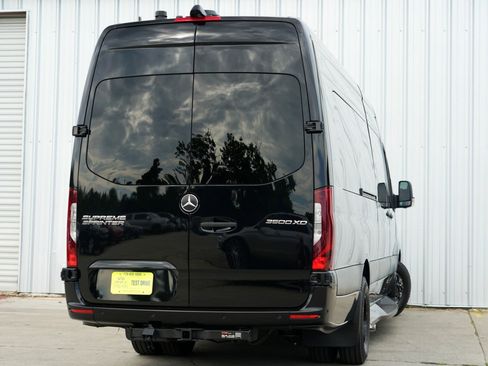 Used 2023 Mercedes-Benz Sprinter 3500 image 5