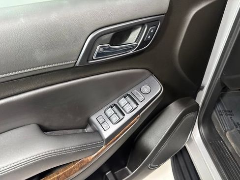 Used 2019 Chevrolet Suburban LS w/ Skid Plate Package AWD/4WD image 11