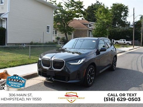 Used 2025 BMW X3 xDrive30i AWD/4WD image 3