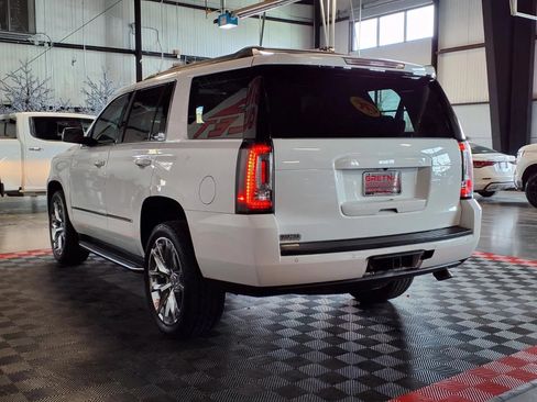 Used 2018 GMC Yukon SLT w/ Premium Edition AWD/4WD image 4