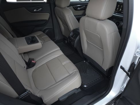 Used 2024 Chevrolet Blazer Premier w/ Driver Confidence II Package image 39