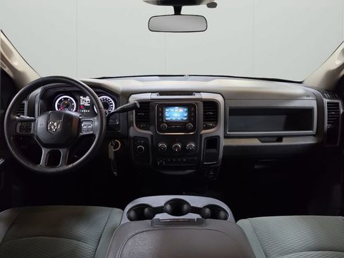 Used 2018 RAM 2500 Tradesman w/ Chrome Appearance Group AWD/4WD image 18