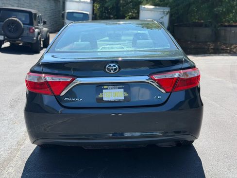 Used 2017 Toyota Camry LE FWD image 8