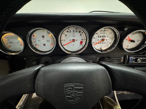 Used 1987 Porsche 911 Carrera image 33