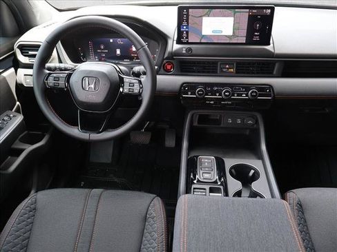 New 2026 Honda Pilot Sport image 15