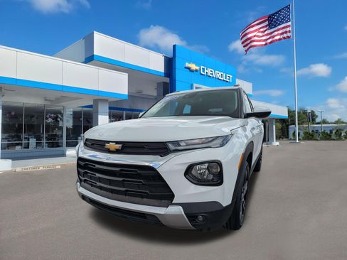 Used 2023 Chevrolet TrailBlazer LT w/ Convenience Package FWD image 7