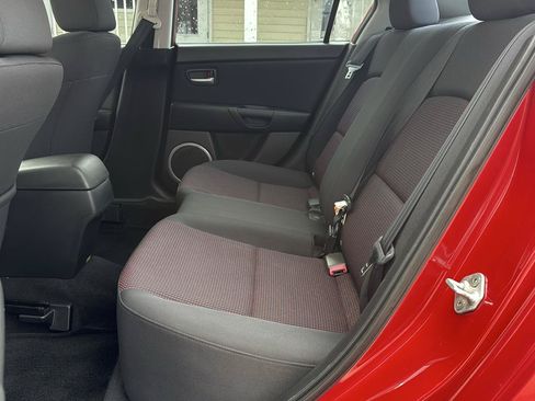 Used 2006 MAZDA MAZDA3 s Touring FWD image 23