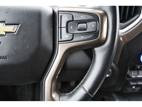 Used 2023 Chevrolet Silverado 2500 High Country image 16
