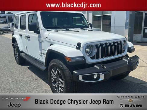 Used 2024 Jeep Wrangler Sahara image 1
