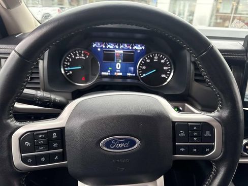 Used 2024 Ford Expedition Max XLT image 34