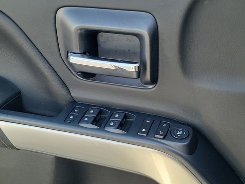Used 2018 Chevrolet Silverado 1500 LT w/ All Star Edition RWD image 17
