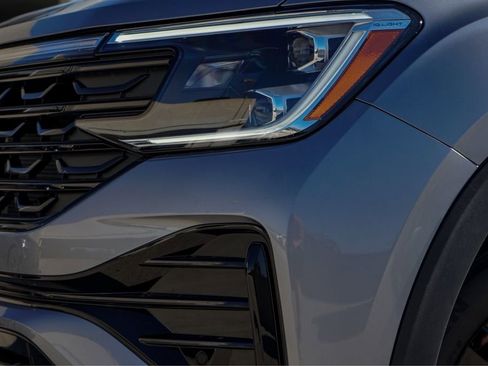 New 2026 Volkswagen Atlas Cross Sport SEL R-Line AWD/4WD image 3