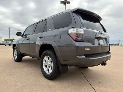 Used 2014 Toyota 4Runner SR5 Premium image 13
