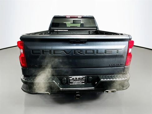 Used 2021 Chevrolet Silverado 1500 Custom Trail Boss w/ Safety Confidence Package image 6